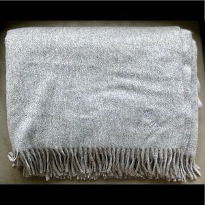Loro Piana 100% cashmere Unito blanket